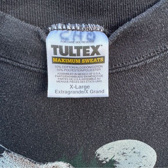 Vintage 90’s American Outfitters Wolf Howling At Moon Sweatshirt XL - Picture 4 of 4